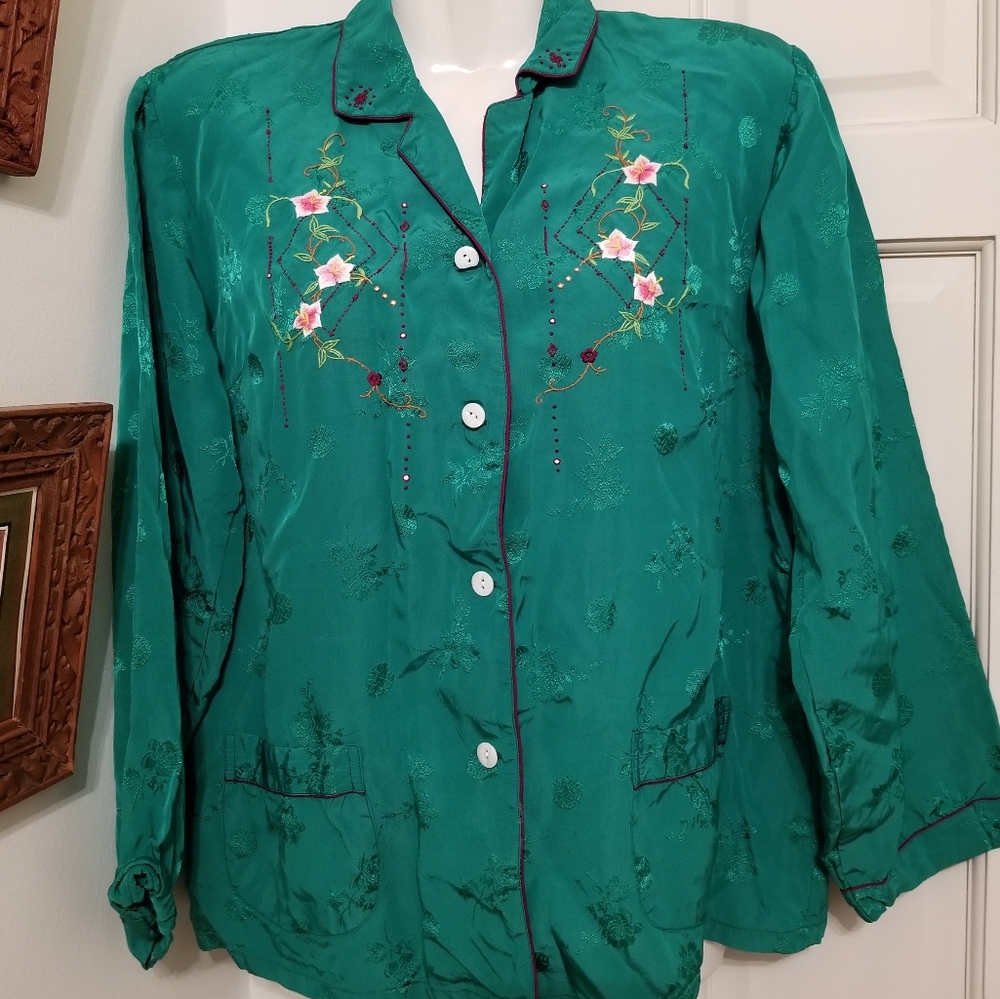 Vintage embroidered Chinese blouse 38
